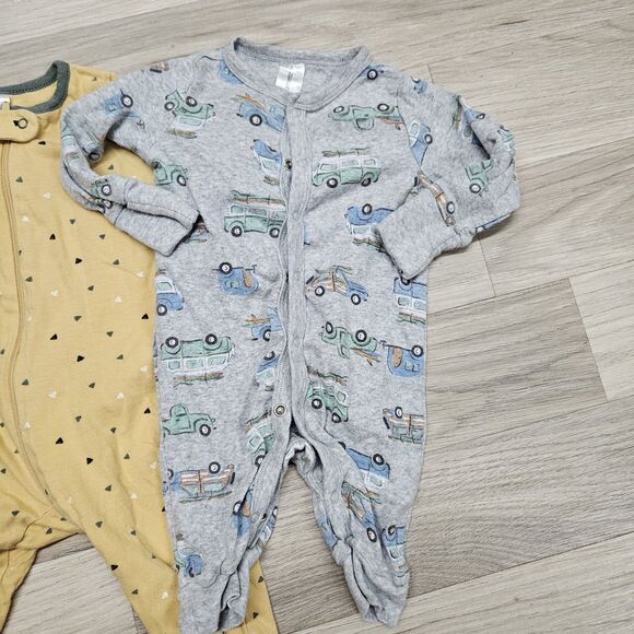 Gerber Baby Boy Sleeper Pajamas Trucks Vehicles Size 3 Months - Picture 5 of 9